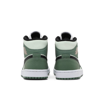 Wmns Air Jordan 1 Mid SE 'Dutch Green' CZ0774-300